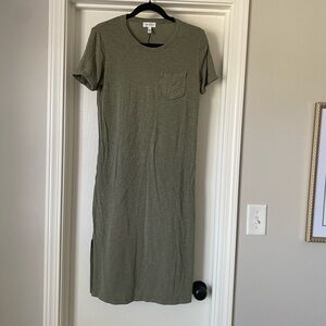 Jessica Simpson Olive Green Midi Pocket T-Shirt Dress